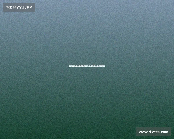 李添荣向相恋多年女友成功求婚 恩爱甜蜜步入婚姻殿堂